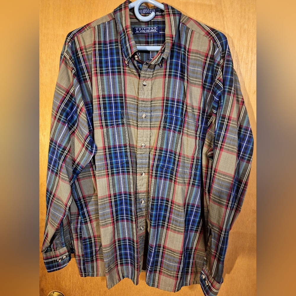 Van Heusen Shirt XL